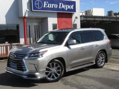 Lexus LX570. �������, 4wd, 5.7 (377��.�.), ������, 45 800����. ��, �/� ����
