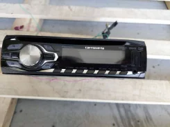 Pioneer Carrozzeria DVH-570 ����