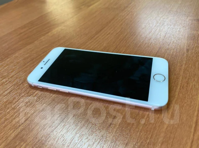 Apple iPhone 8. �/�, �������, �������, 4G LTE ����