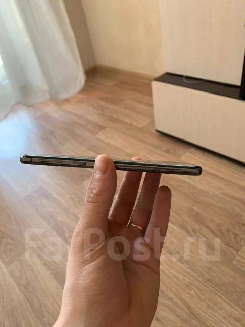 Samsung Galaxy S10. �/�, ������, 4G LTE ����