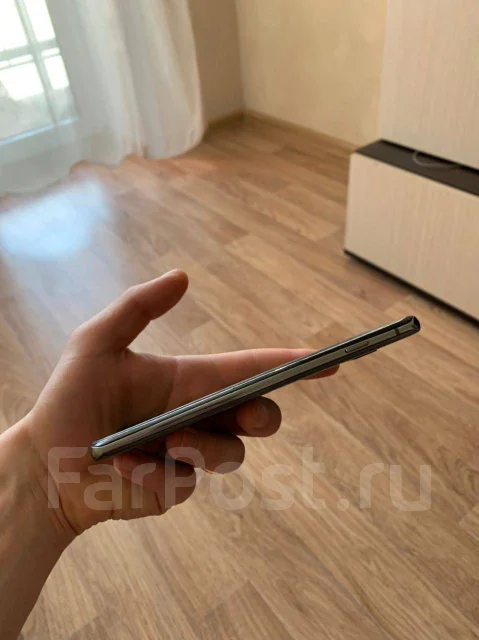 Samsung Galaxy S10. �/�, ������, 4G LTE ����