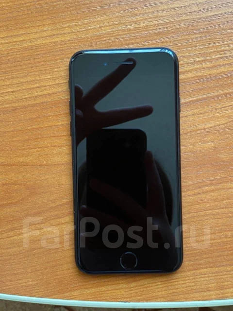 Apple iPhone 7. �/�, ������, 4G LTE ����