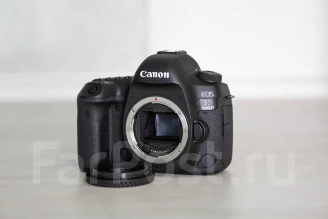 Canon EOS 5D Mark IV ����