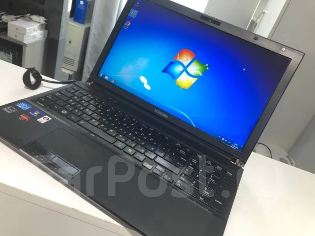 Toshiba Satellite R850 ����
