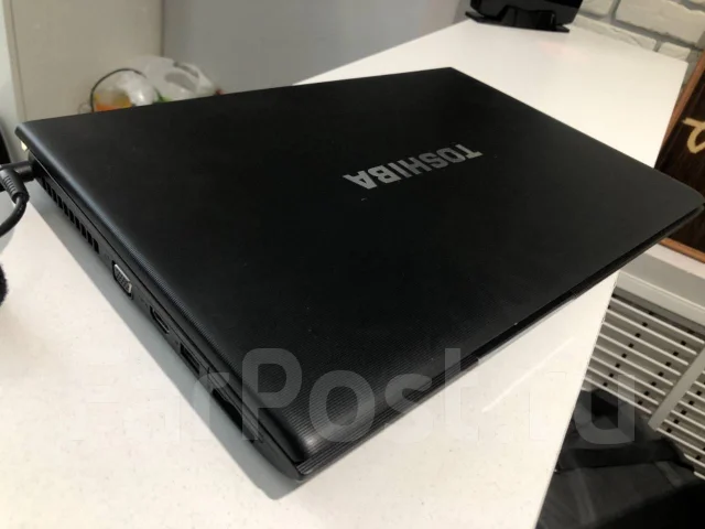 Toshiba Satellite R850 ����