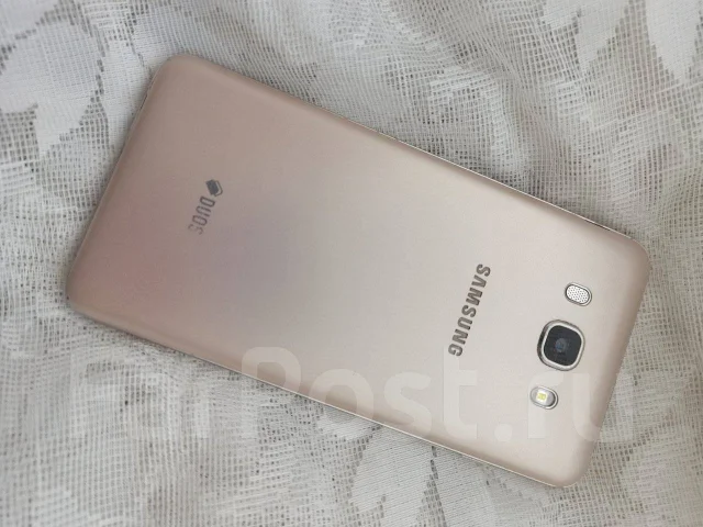 Samsung Galaxy J7 2016. �/� ����