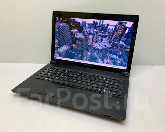 Lenovo V580c. 15.6", 2,6����, ��� 6 ��, ���� 300���, WiFi: 1, Bluetooth: 1, ����������� �� 2��. ����