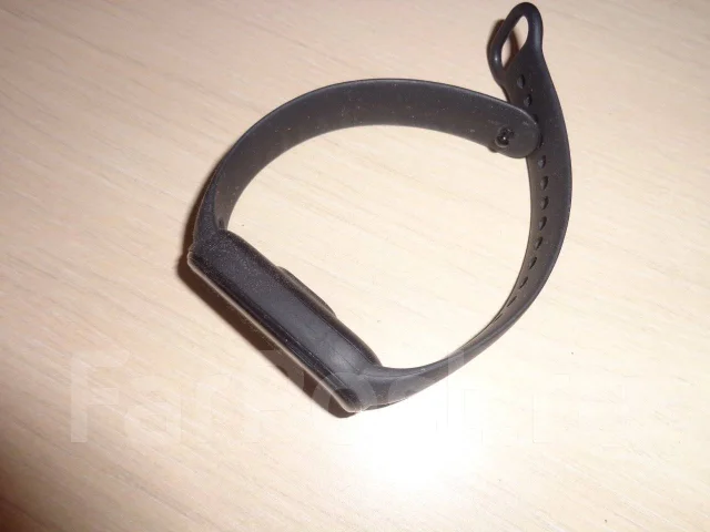 Xiaomi Mi Band 5. IP68 ����