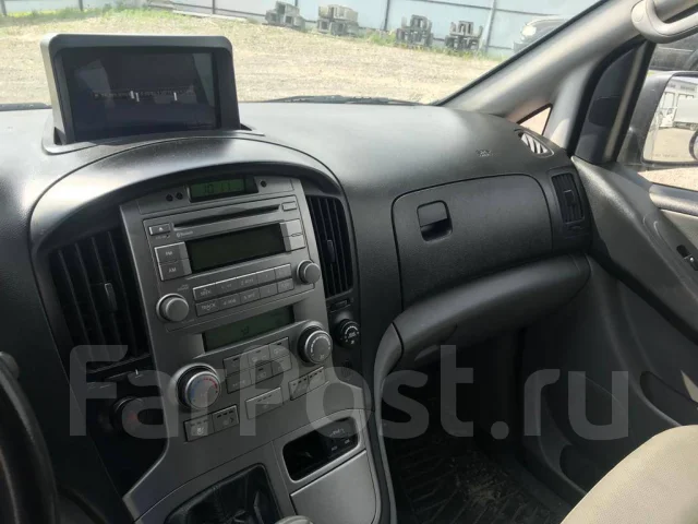 Hyundai Grand Starex. ��������, ������, 2.5 (145��.�.), ������, 94����. �� ����