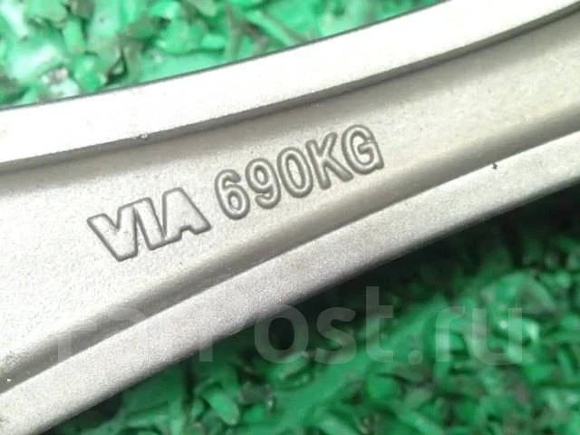 Kosei Direzza RZF. 7.0x17", 5x100, ET48, �� 65���. ����