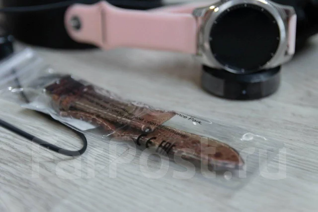 Samsung Gear S3 Classic. GPS, IP68 ����