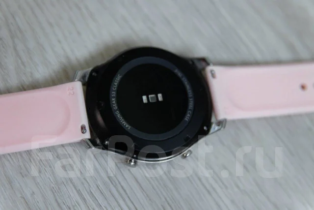Samsung Gear S3 Classic. GPS, IP68 ����