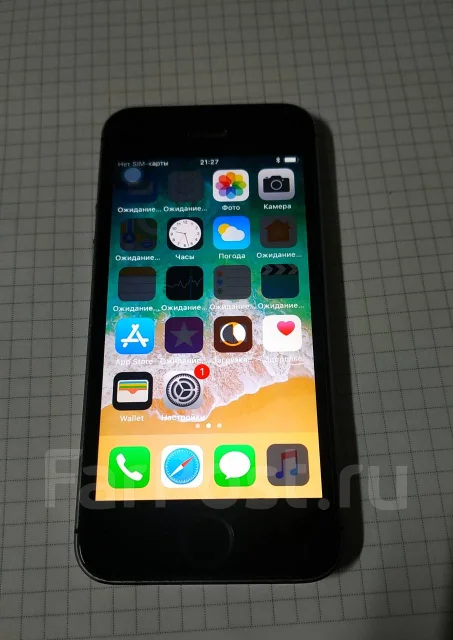 Apple iPhone 5s. �/�, �����������, ������, 3G, 4G LTE, NFC ����