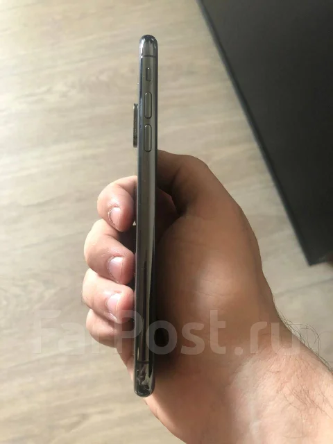 Apple iPhone X. �/�, ������, 3G, 4G LTE, 5G ����