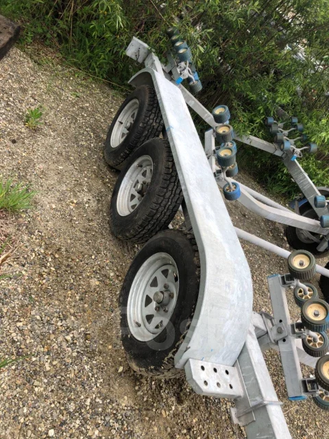 SB Trailer. �/�: 2 600���., �����: 3 220���. ����