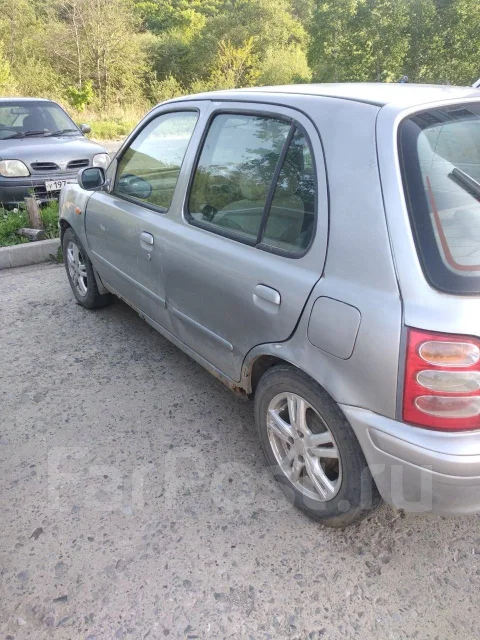 Nissan March. �������, ��������, 1.0 (70��.�.), ������, 130����. �� ����