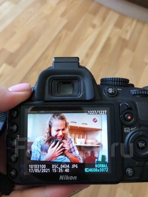 Nikon D3100 Kit ����