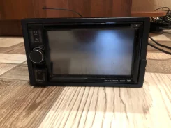 Clarion NX403 ����