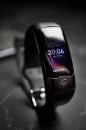 Intelligence Health Bracelet. GPS, NFC, SIM-�����. ��� ����� �� ������������ ����