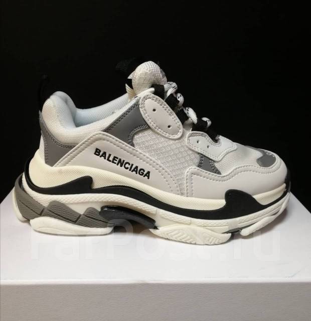 Triple s hot sale balenciaga 36