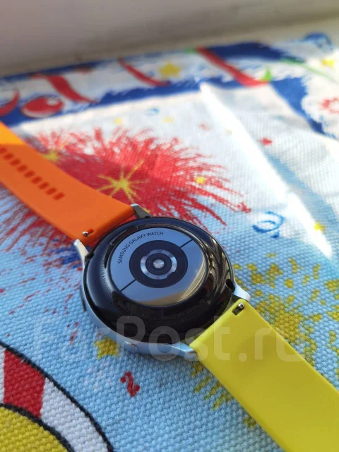 Samsung Galaxy Watch Active2. GPS, NFC, IP68 ����