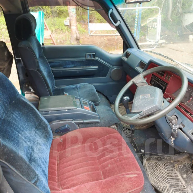Nissan Caravan. ��������, 4wd, 2.5 (90��.�.), ������, 250 000����. �� ����