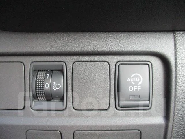 Nissan Serena. �������, ��������, 2.0, ������, 21 555����. ��, �/�. ��� ����� �� ������������ ����