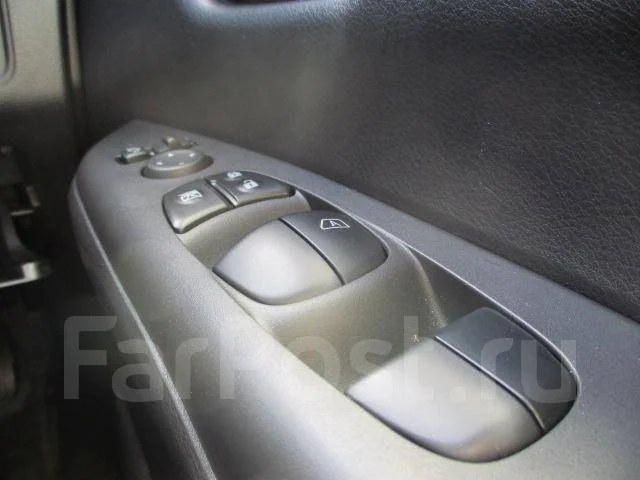 Nissan Serena. �������, ��������, 2.0, ������, 21 555����. ��, �/�. ��� ����� �� ������������ ����
