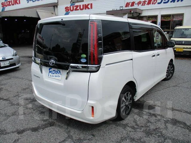 Toyota Esquire. �������, ��������, 2.0, ������, 12 000����. ��. ��� ����� �� ������������ ����