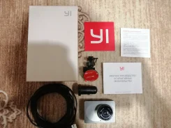 Yi Smart Dash Camera ����