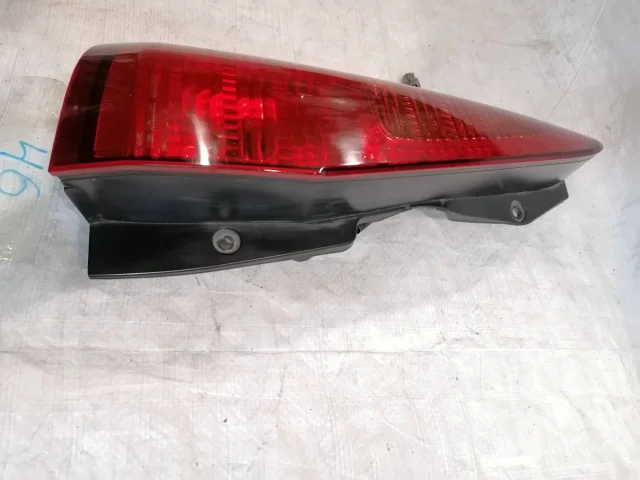 ���� �� Nissan Serena 4881 ����