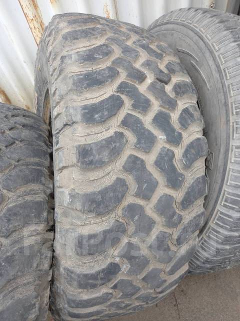 BFGoodrich Mud-Terrain T/A KM.  at, /,  50 % 