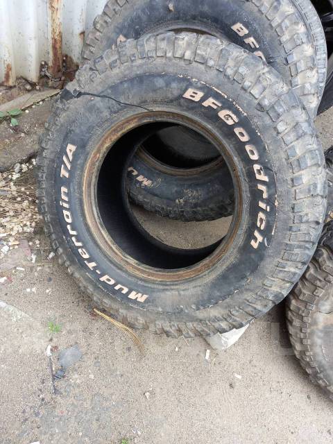 BFGoodrich Mud-Terrain T/A KM.  at, /,  50 % 
