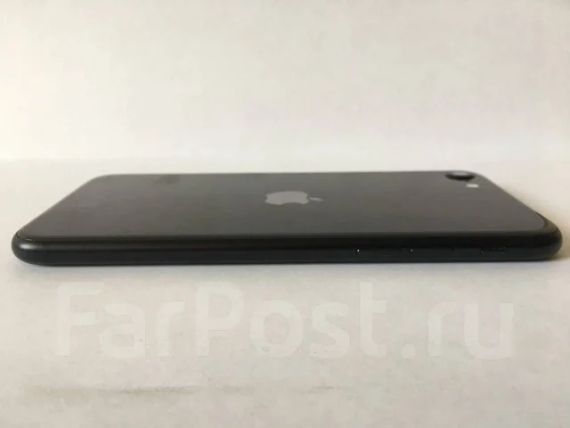 Apple iPhone SE 2020. �/�, ������, 5G, NFC ����
