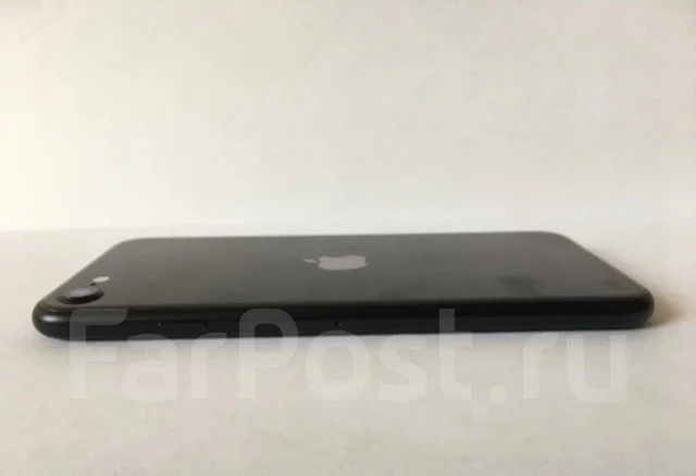 Apple iPhone SE 2020. �/�, ������, 5G, NFC ����