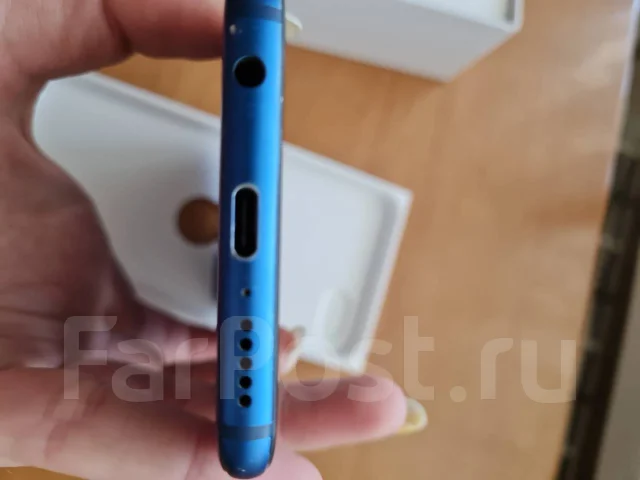 Honor 10. �/�, �����, 4G LTE, Dual-SIM, NFC ����