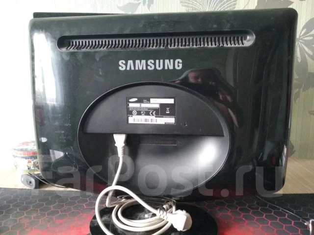 Samsung. 22" ����