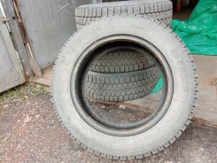 Yokohama Ice Guard F700Z. ������, ����������, 2013 ���, �/�, ����� 30�% ����