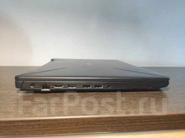Asus TUF Gaming FX505DU. 15.6", 4����, ��� 16 ��, ���� 512���, WiFi: 1, Bluetooth: 1 ����