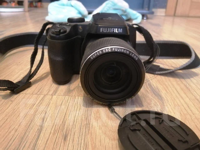 Fujifilm FinePix S9200 ����
