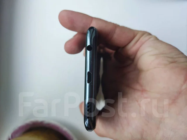 Honor 10i. �/�, ������, 3G, 4G LTE, Dual-SIM, ����������, NFC ����