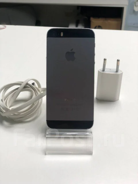 Apple iPhone 5s. �/�, ������, 4G LTE ����