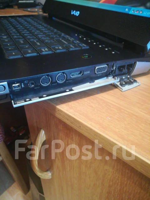 Sony VAIO PCG. 17", 1,8����, ��� 1536 ��, ���� 1 160���, WiFi: 1 ����