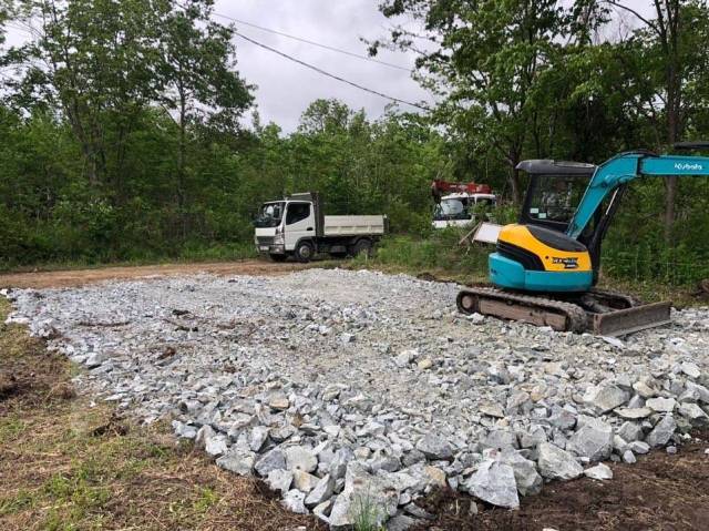 Услуги: Бульдозера Экскаватора Самосвала. Дренаж! Септик! Кессон в ...