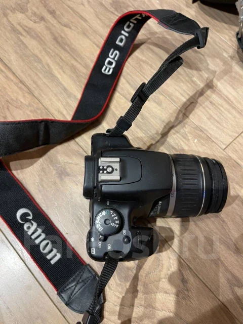 Canon EOS 1000D ����