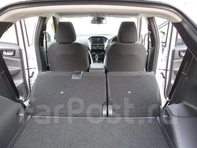 Mitsubishi Eclipse Cross. ��������, 4wd, 1.5 (150��.�.), ������, 10 000����. ��, �/�. ��� ����� �� ������������ ����