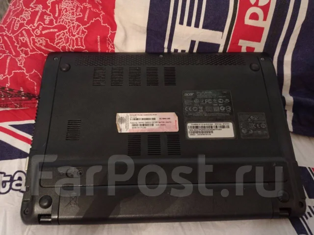 Acer TravelMate B113. 12.1", 1,6����, ��� 2048 ��, ���� 128���, WiFi: 1, Bluetooth: 1, ����������� �� 8��. ����