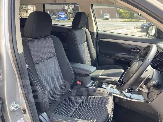 Mitsubishi Outlander. ��������, 4wd, 2.4 (167��.�.), ������, 43 000����. ��, �/�. ��� ����� �� ������������ ����