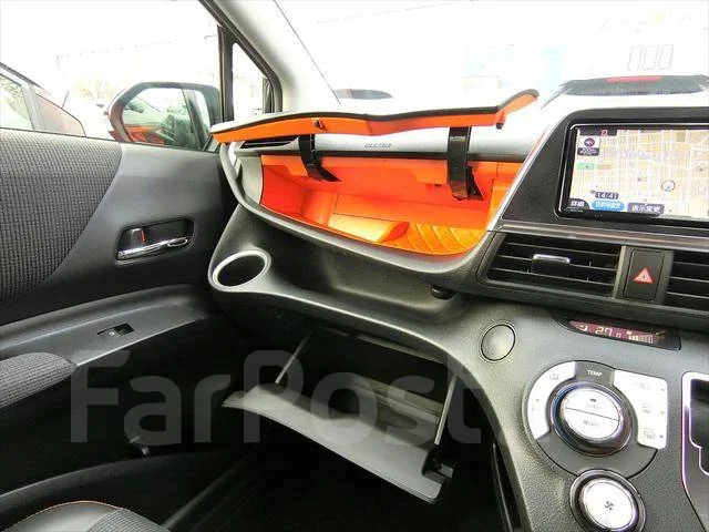 Toyota Sienta. �������, ��������, 1.5 (109��.�.), ������, 70����. ��, �/�. ��� ����� �� ������������ ����