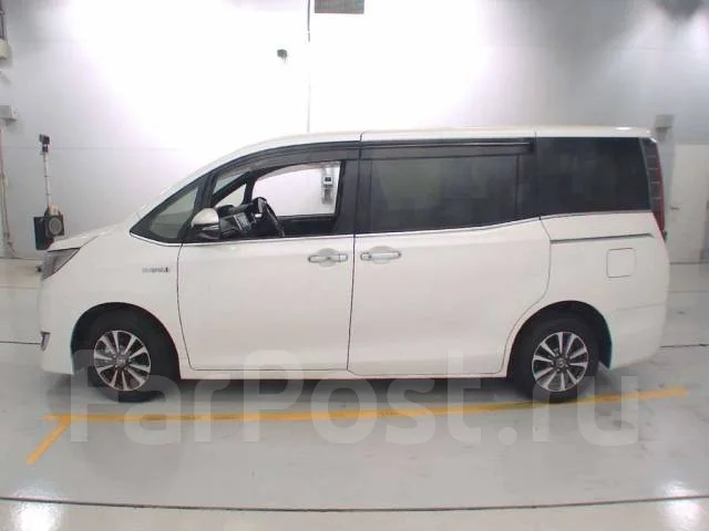 Toyota Esquire. �������, ��������, 2.0, ������, 32 000����. ��, �/�. ��� ����� �� ������������ ����